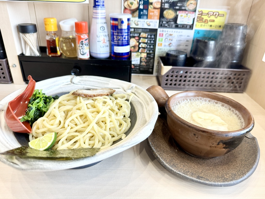 鶏白湯専門店つけ麺まるや