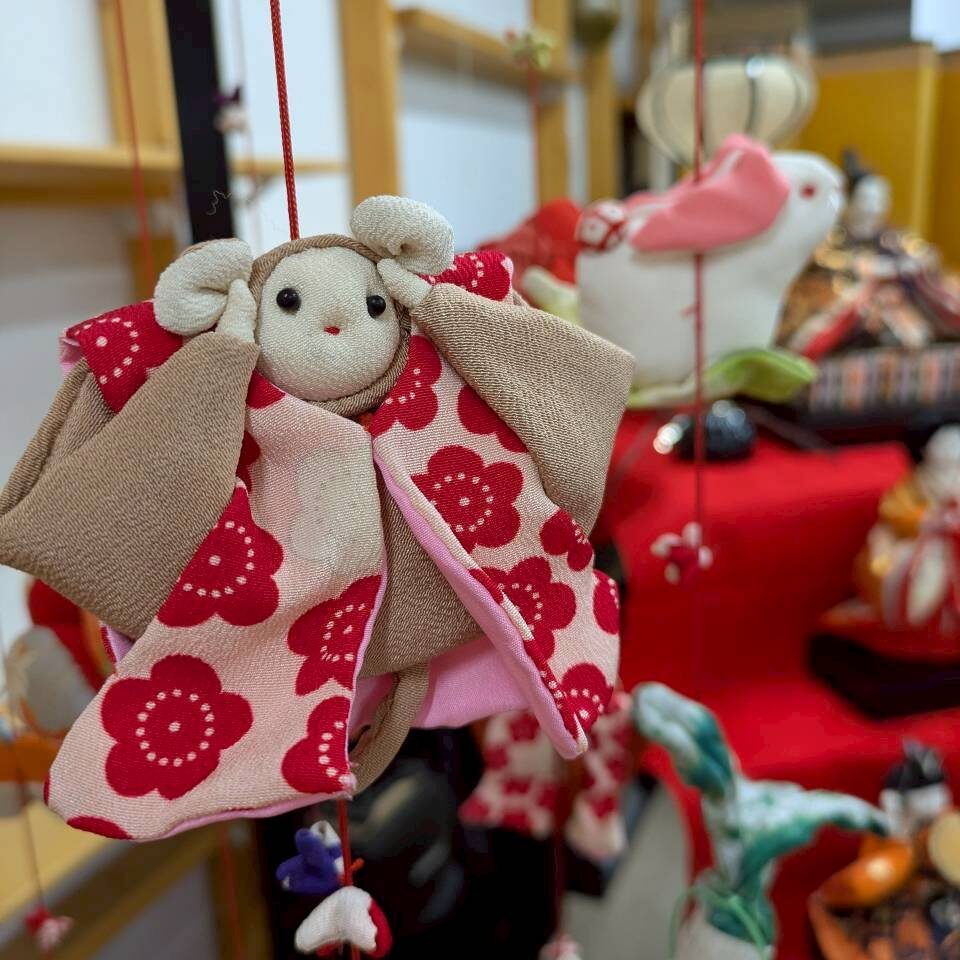 大久保商店街の「お休み処」のおひな様＆つるし雛